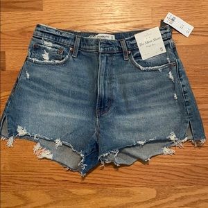Abercrombie & Fitch-Curve love high rise mom short
